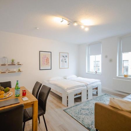 Ferienwohnung Laura In Gera Fuer Bis Zu 4 Personen - Neu Renoviert Exterior photo